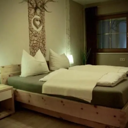 Apartment Wia Dahoam *
